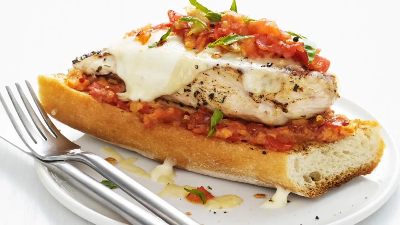 chicken-parmesan-grilled-cheese-recipe