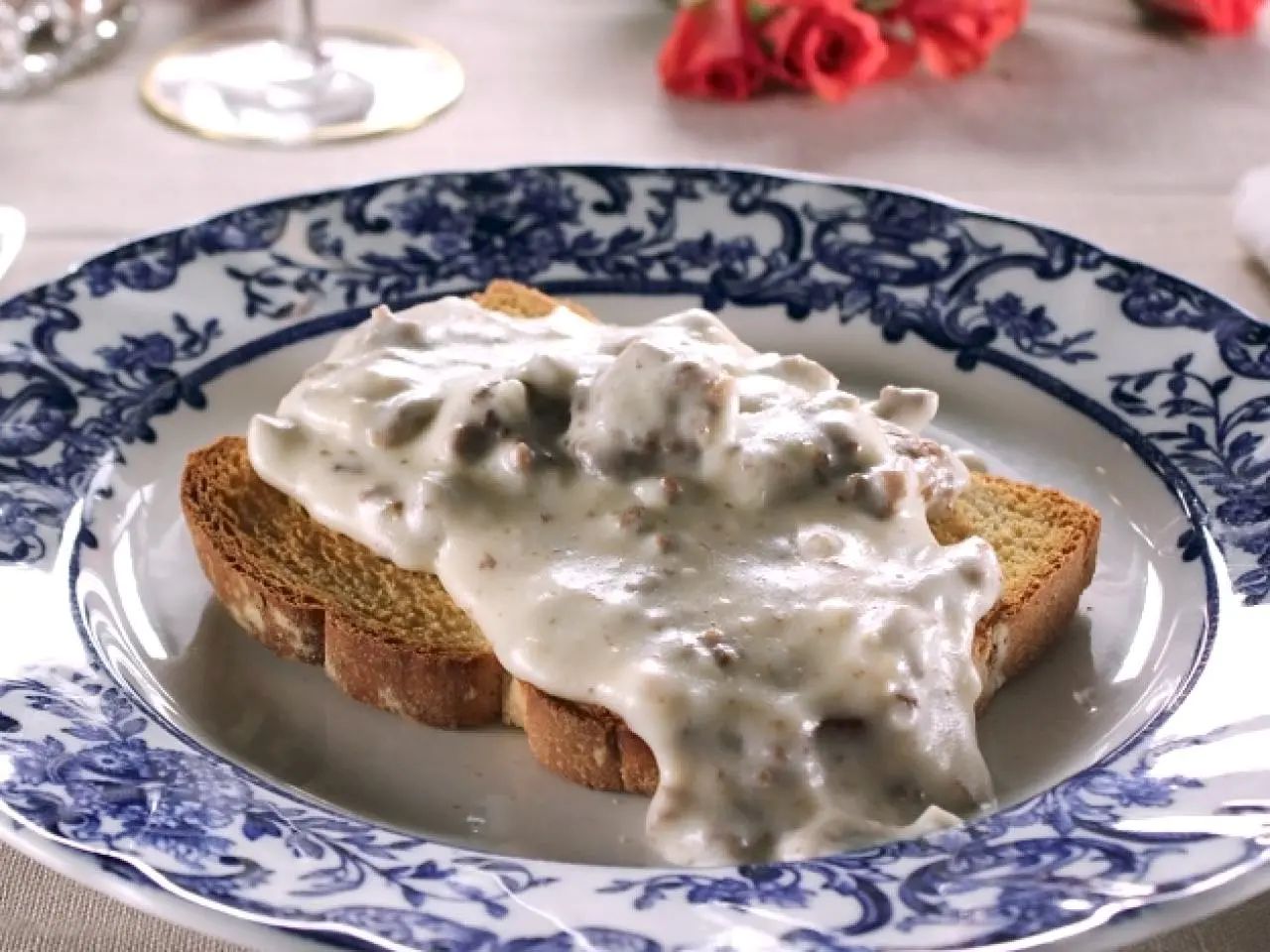creamed-chipped-beef-on-toast-recipe