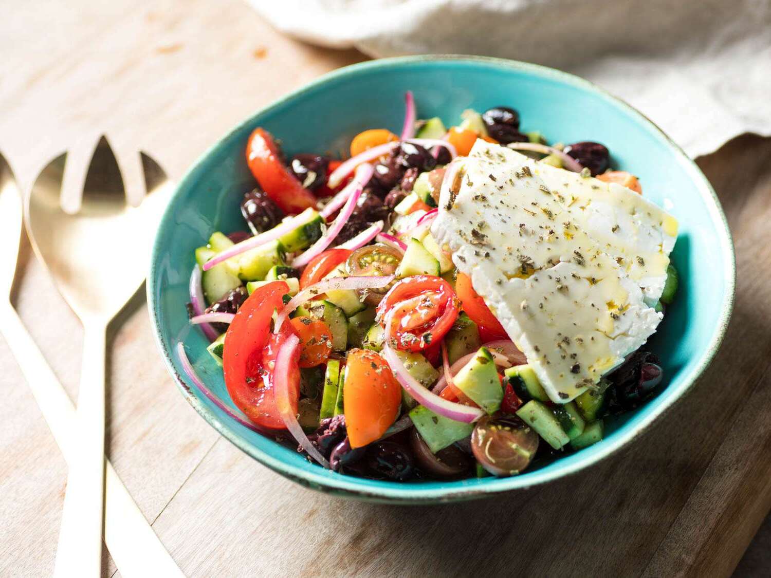 greek-horiatiki-salad-recipe