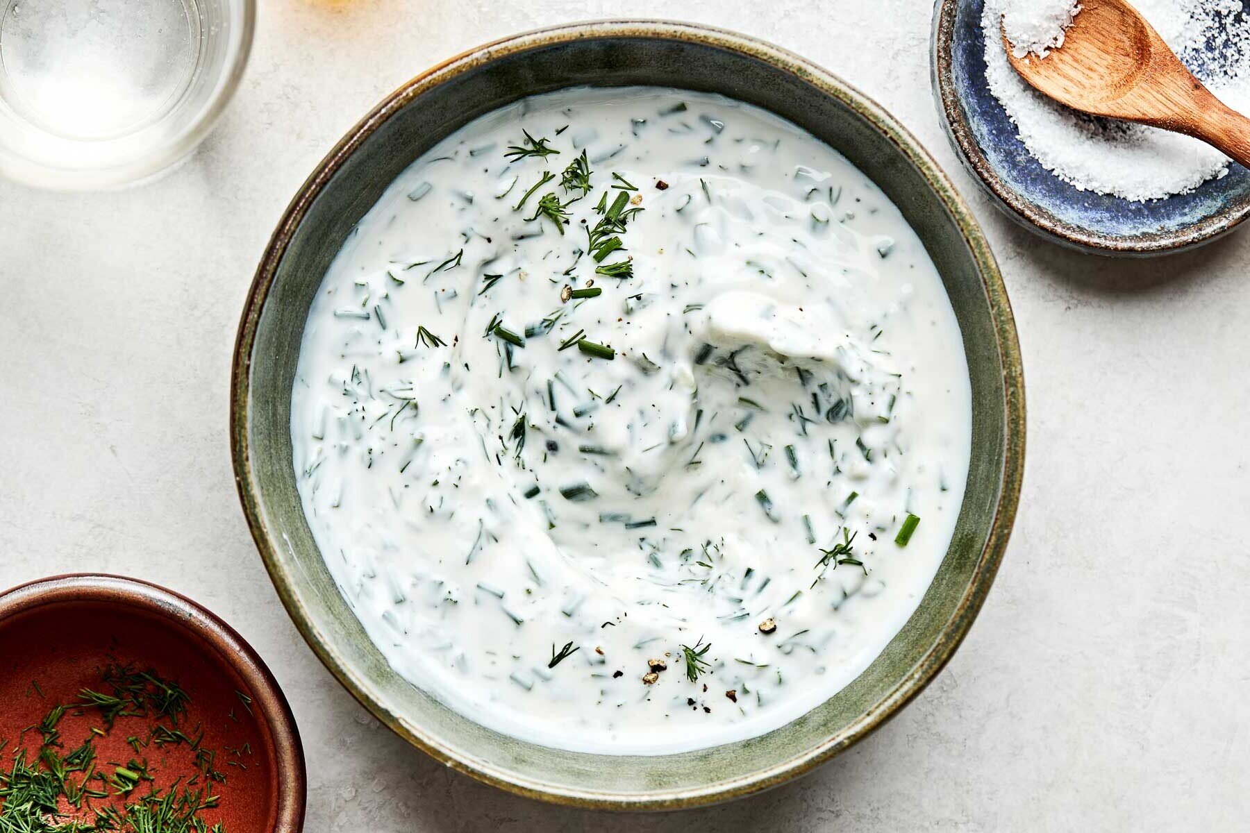 greek-yogurt-ranch-salad-dressing-recipe