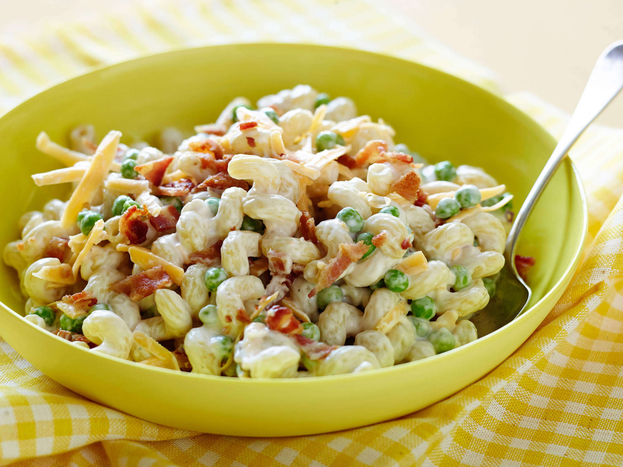 green-pea-salad-with-cheddar-cheese-recipe