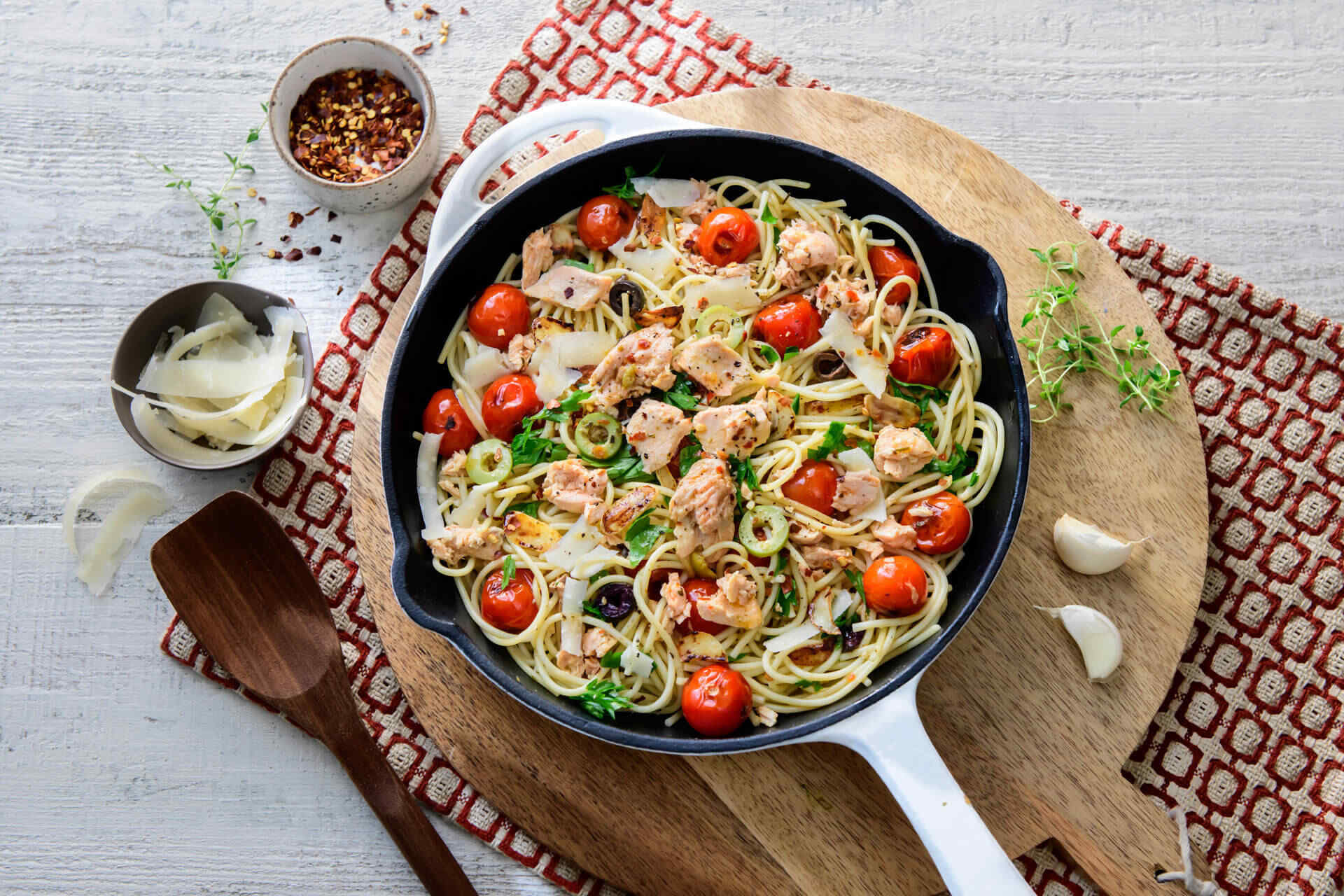 mediterranean-salmon-pasta-salad-recipe