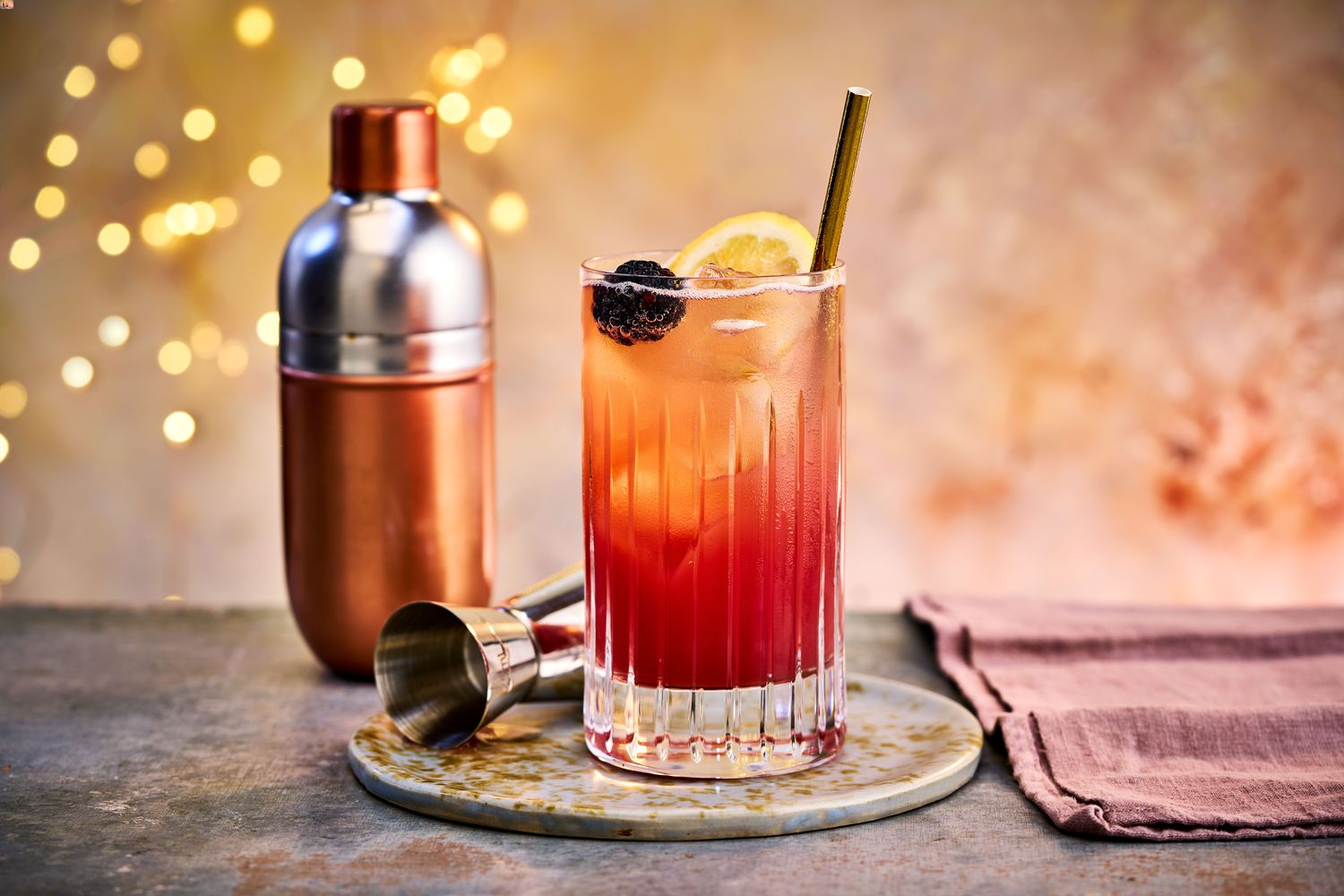 sloe-gin-fizz-cocktail-recipe